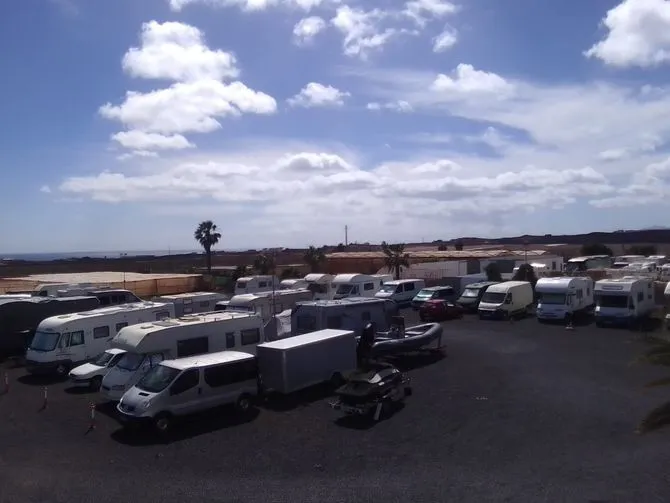Foto de Tahiche Parking Lanzarote