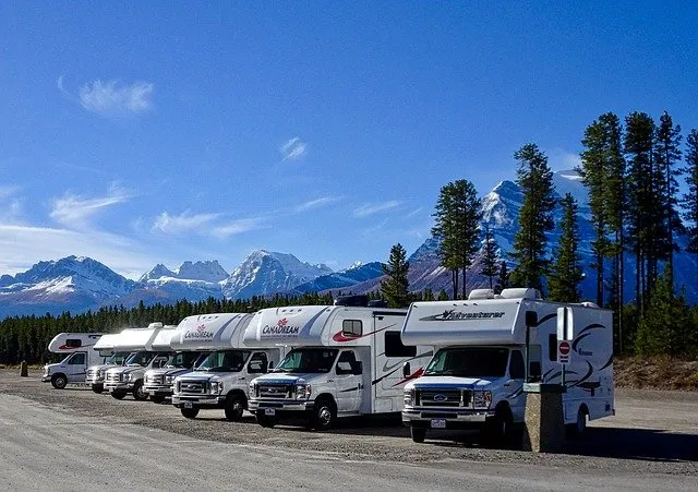 Foto de Camping El Pinillo - Garaje de caravanas