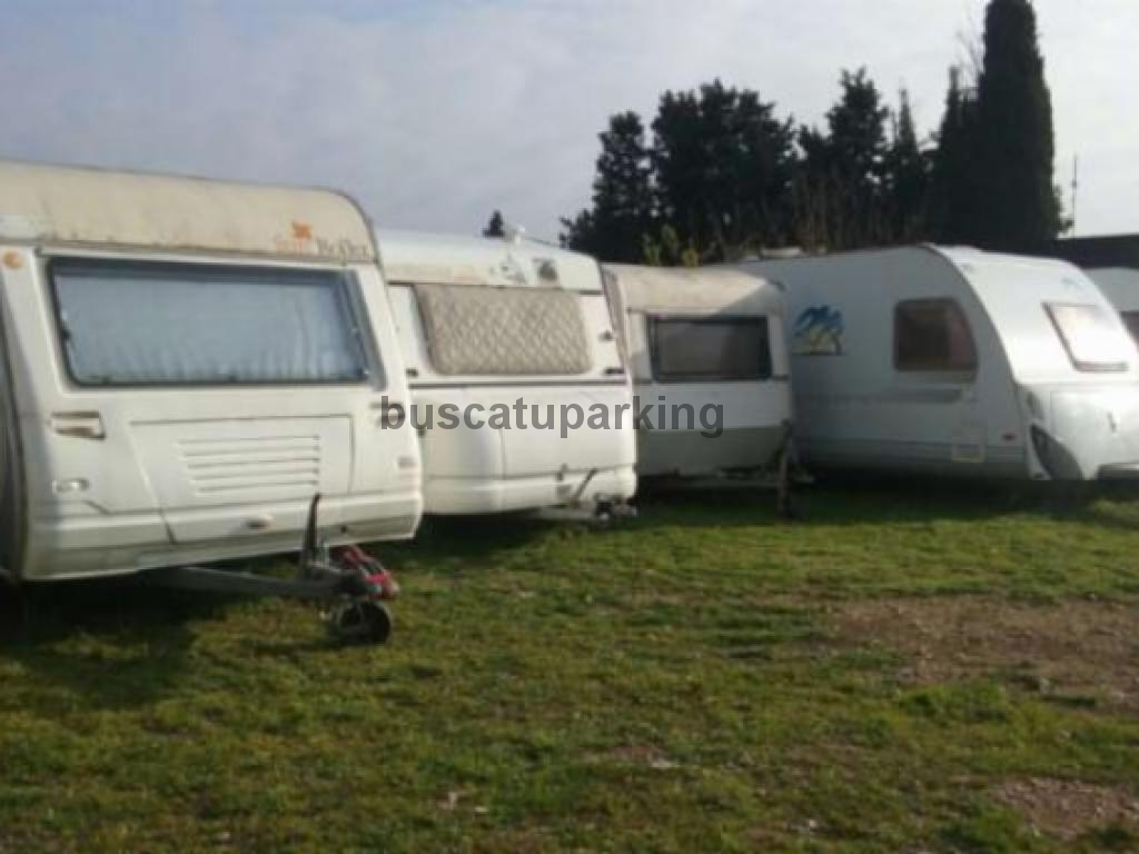 Parking de Caravanas, Autocaravanas y Remolques - Caravanas Vendrell