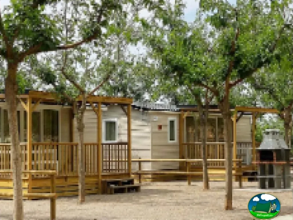 foto del parking La Noguera - Parking de caravanas (Sant Llorenç de Montgai - Lleida)