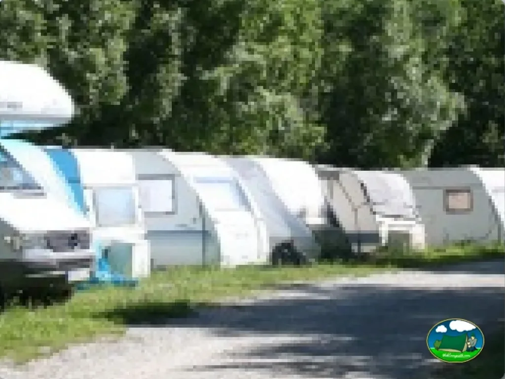 foto del parking Els Solans - Parking de caravanas (Camprodon - Girona)