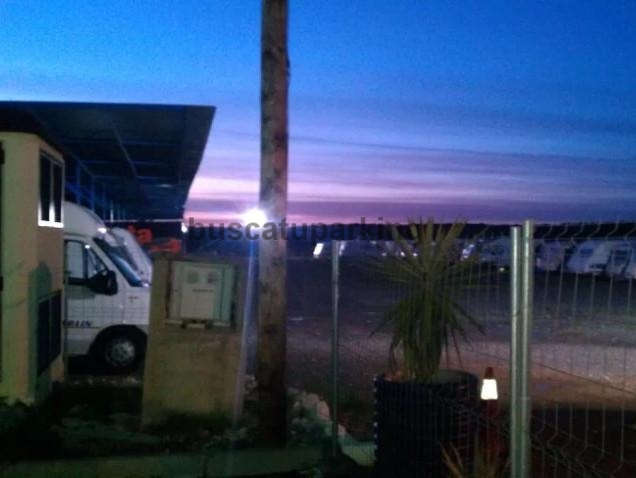 foto del parking Caravanas Bravo (Guillena - Sevilla)