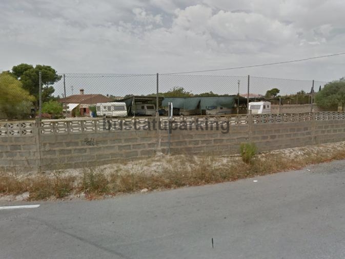 Parking Castilla. Parking para caravanas en Elche Alicante